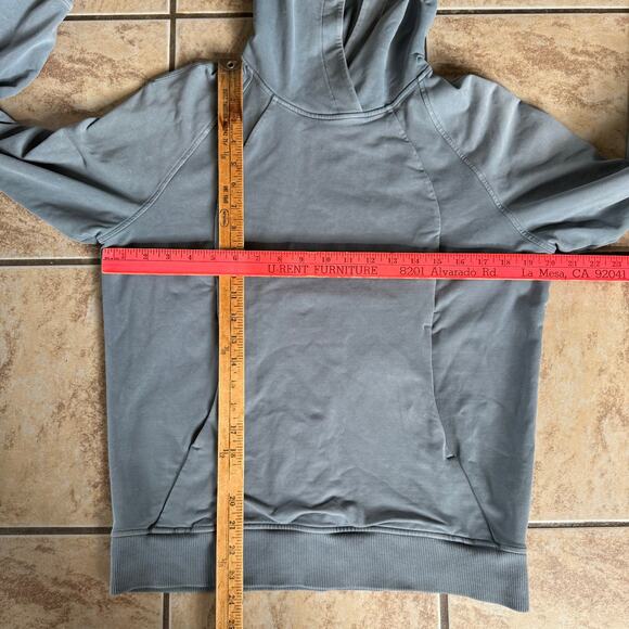 Lululemon Scuba Pullover Hoodie Sweater Washed Blue Women’s Size 6 - Picture 9 of 9